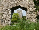 One of the many ruins in Ireland. : Ireland