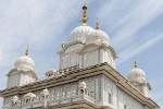 Magnificent white marble Sikh temple (Gurdwara) within the Gwalior fort - Gwalior, India. : India