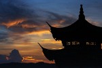 Sunset over West Lake in Hángzhou. : China, Sunset