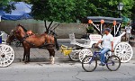 Taxi-stand "Granada-style". : Nicaragua